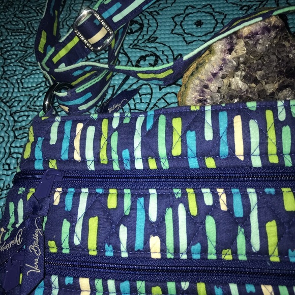 ๐ฆ VERA BRADLEY CROSSBODY BAG - Picture 3 of 6
